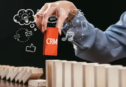5 Strategies To Motivate Your Sales Team To Use A Real Estate CRM